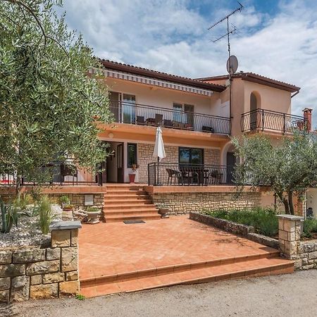 Apartments Zrnic Porec Bagian luar foto
