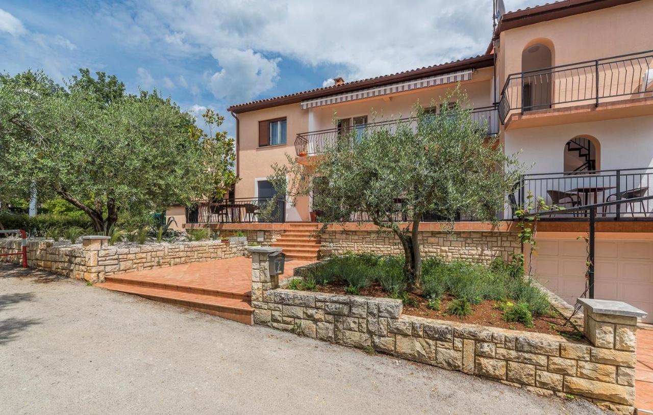 Apartments Zrnic Porec Ruang foto