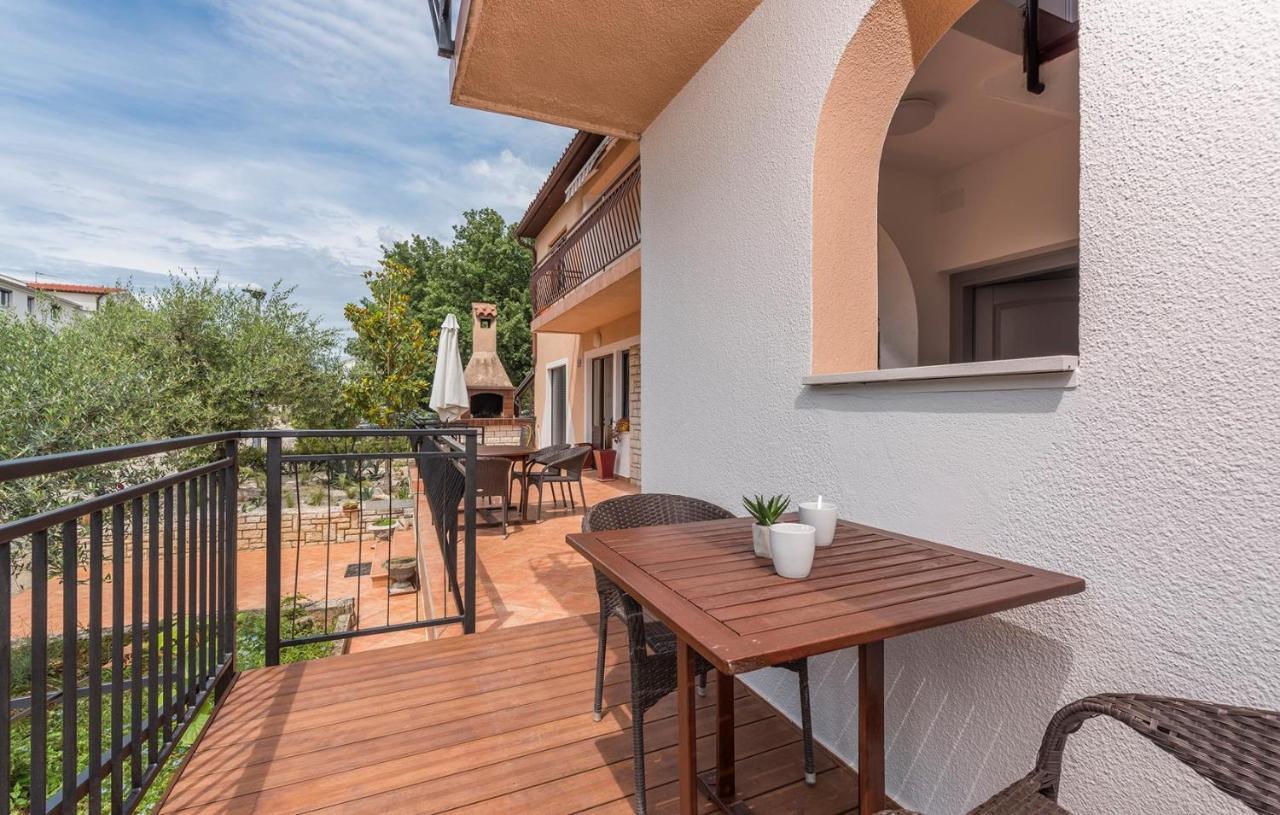 Apartments Zrnic Porec Ruang foto
