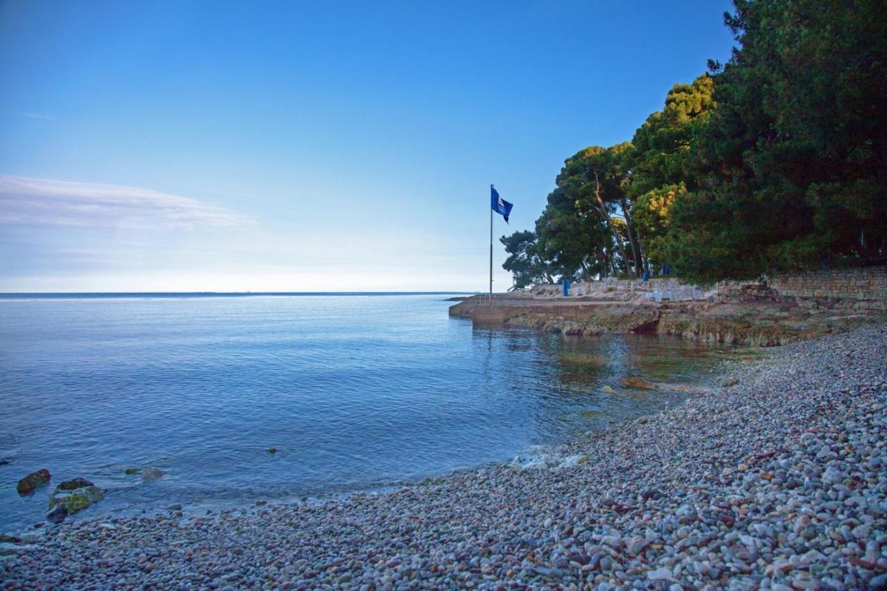 Apartments Zrnic Porec Bagian luar foto